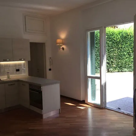 Centro Storico Tra Mare E Monti Con Giardino Cambia Annuncio Calice Ligure